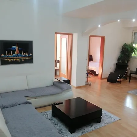 Suzana 2 * Skopje