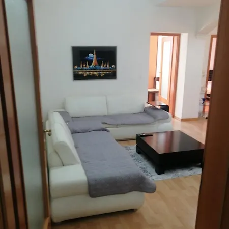 Suzana 2 Apartment